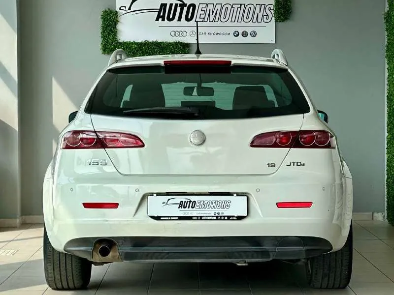 Alfa Romeo 159 2009 photo 5