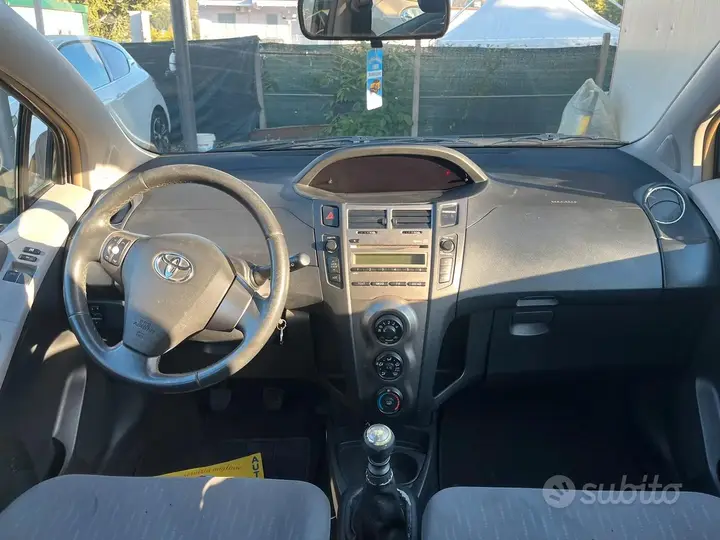Toyota Yaris 2009 photo 5