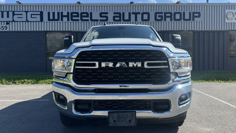 Ram 3500 2024 photo 2