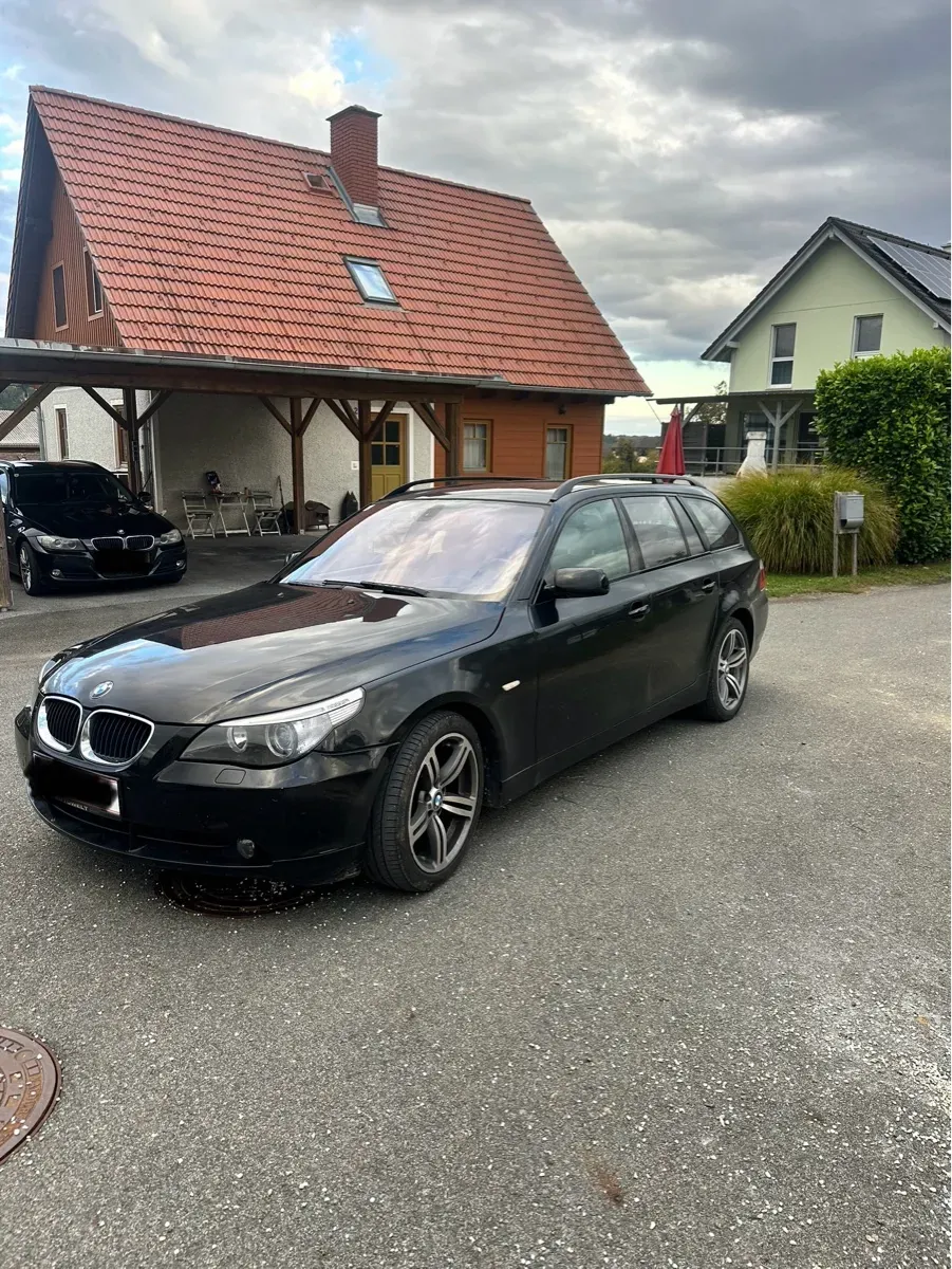 BMW 5 Series 2004 photo 3