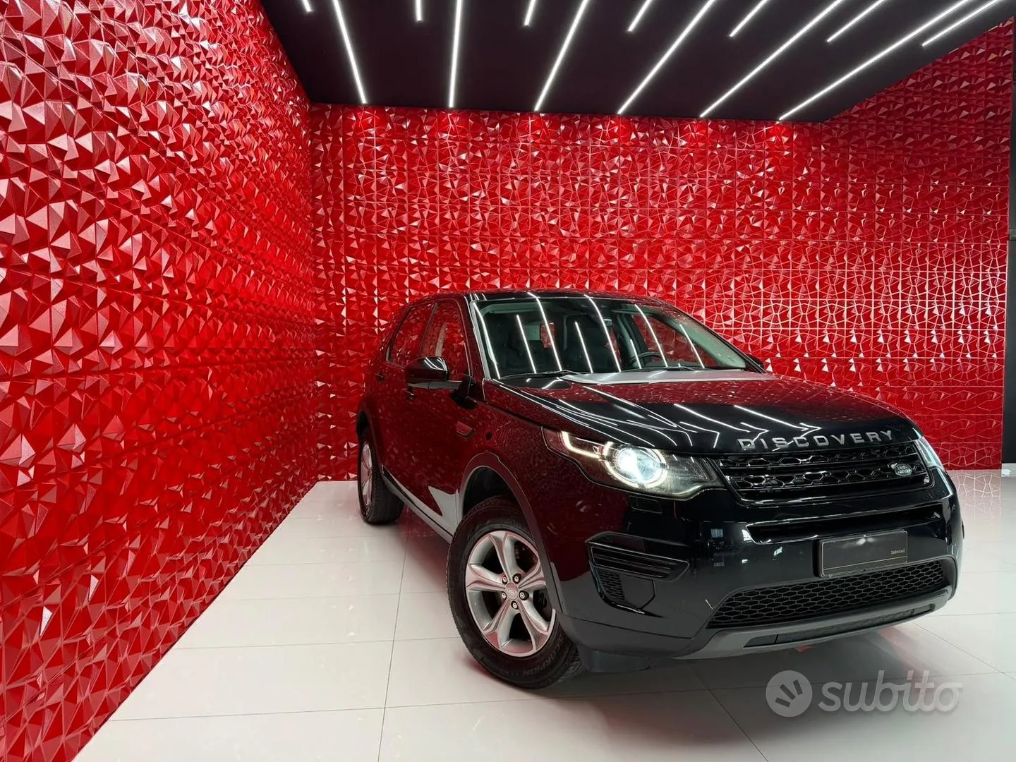Land Rover Discovery Sport 2016 photo 3