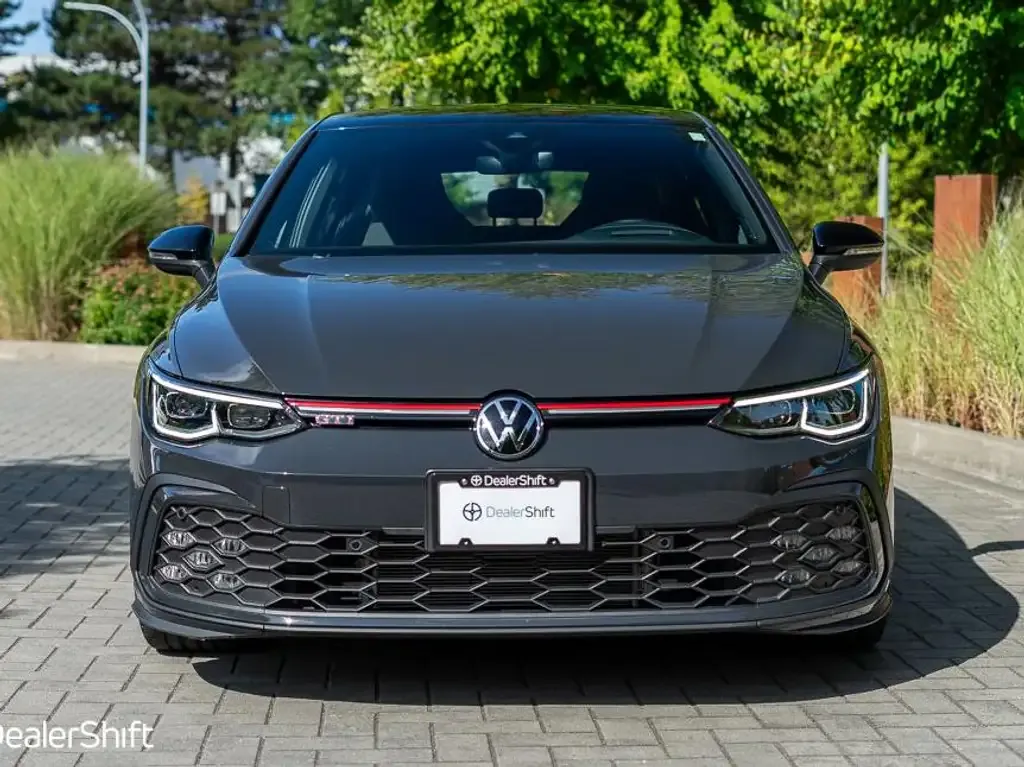 Volkswagen Golf Gti 2023 photo 2