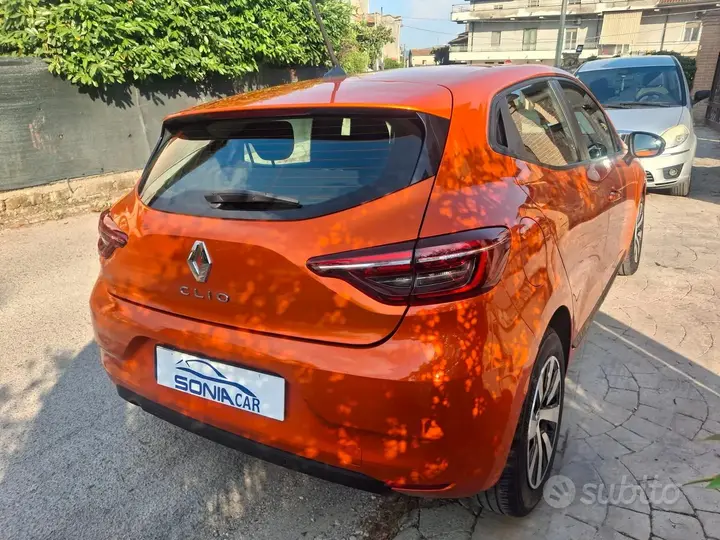 Renault Clio 2023 photo 5