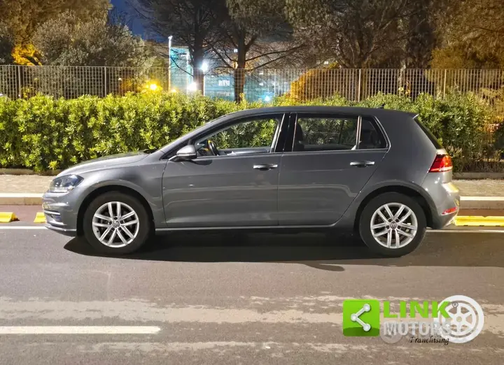 Volkswagen Golf 2018 photo 3