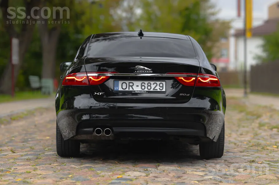 Jaguar Xf 2017 photo 5