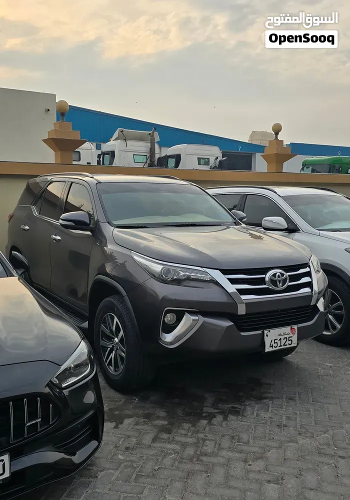 Toyota Fortuner 2017 photo 5