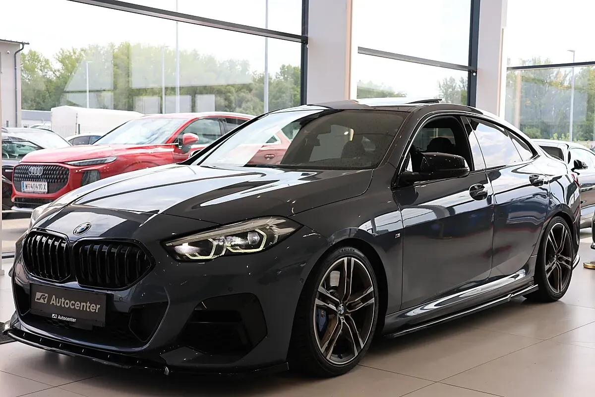 BMW 2 Series 2020 photo 3