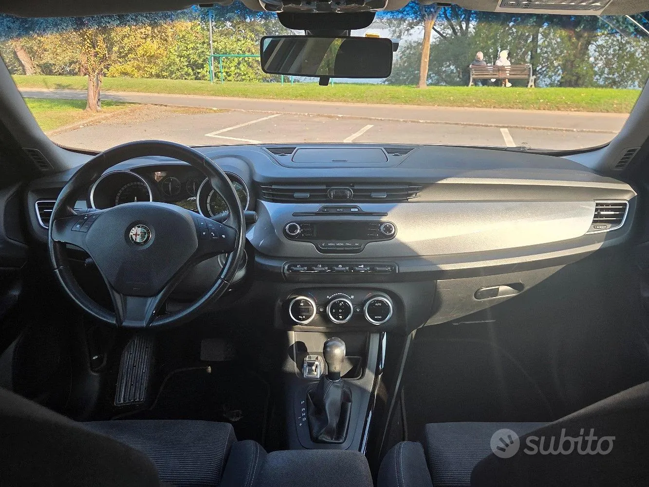 Alfa Romeo Giulietta 2011 photo 4