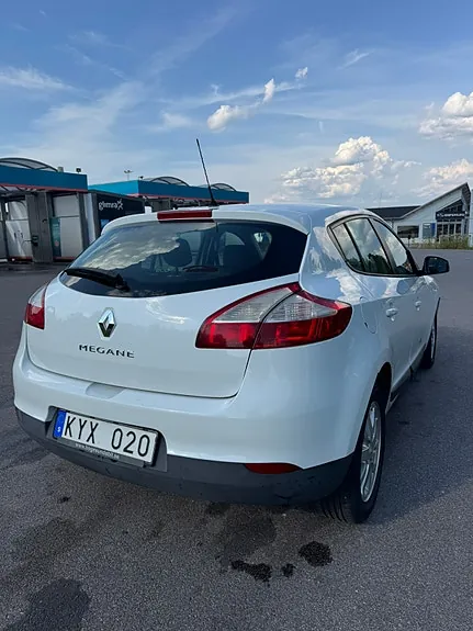 Renault Megane Iii 2010 photo 3