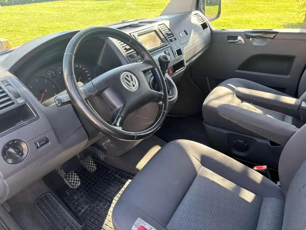 Volkswagen Caravelle 2006 photo 3