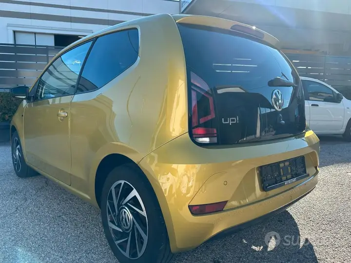 Volkswagen Up 2018 photo 4