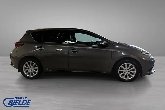 Toyota Auris 2017 photo 4