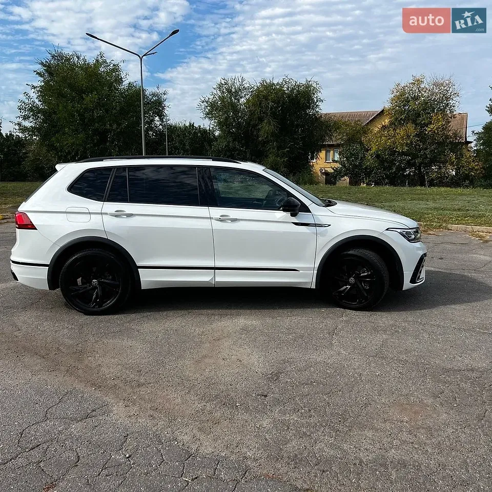 Volkswagen Tiguan 2023 photo 4