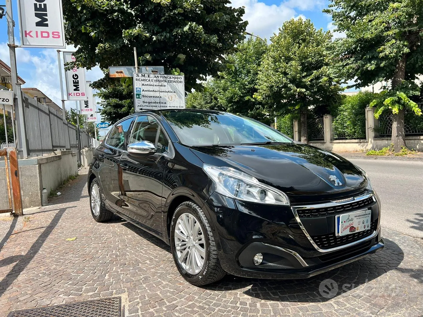 Peugeot 208 2019 photo 3