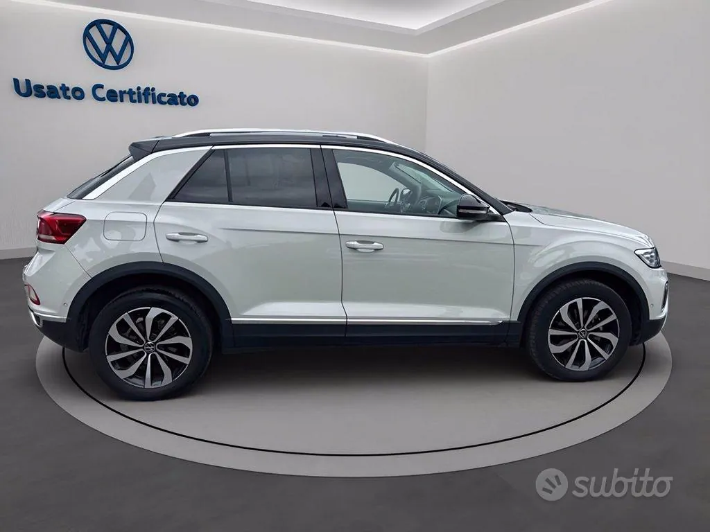 Volkswagen T-Roc 2023 photo 3