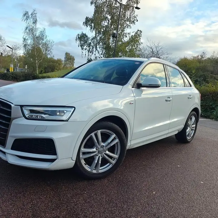 Audi Q3 2018 photo 3