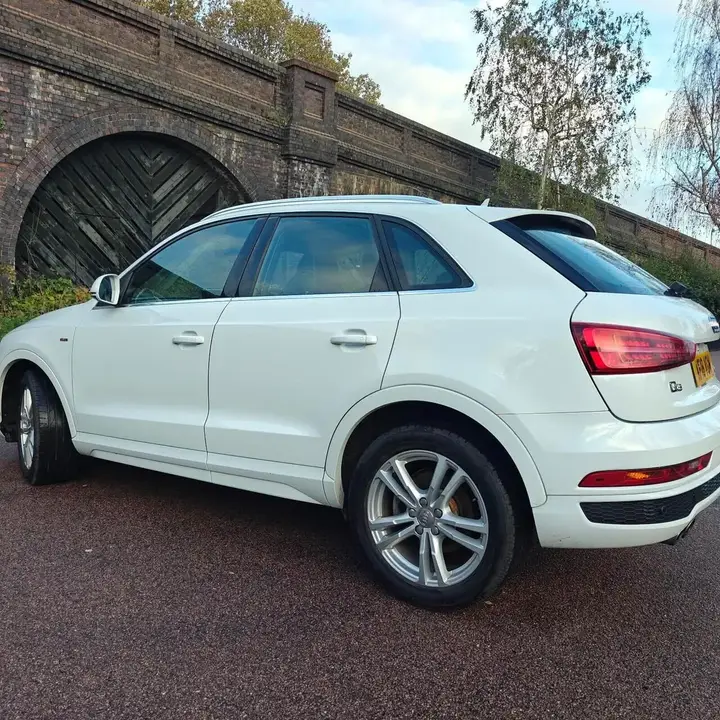 Audi Q3 2018 photo 4