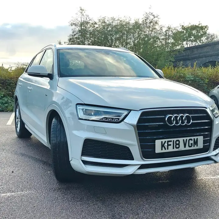Audi Q3 2018 photo 2