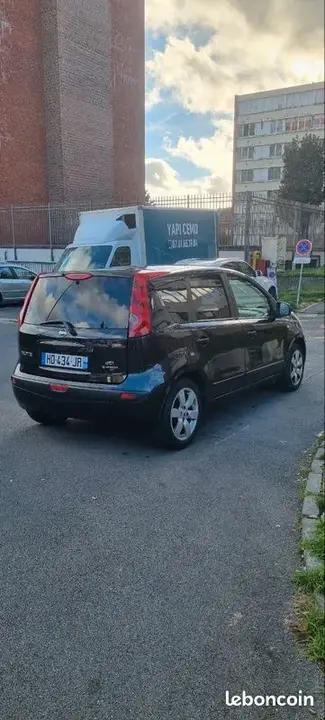 Nissan Note 2007 photo 2