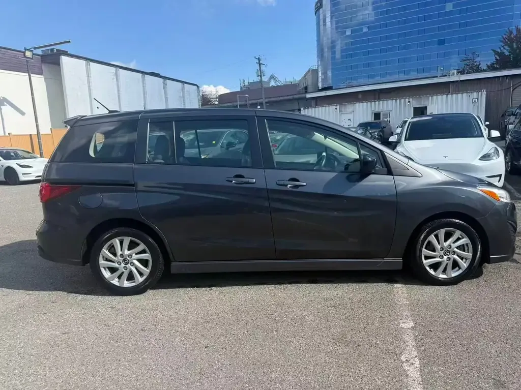 Mazda 5 2016 photo 4