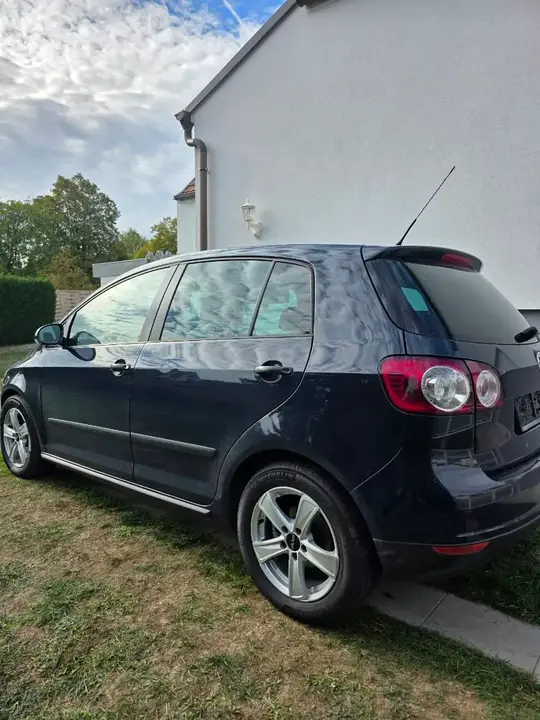 Volkswagen Golf 2005 photo 2
