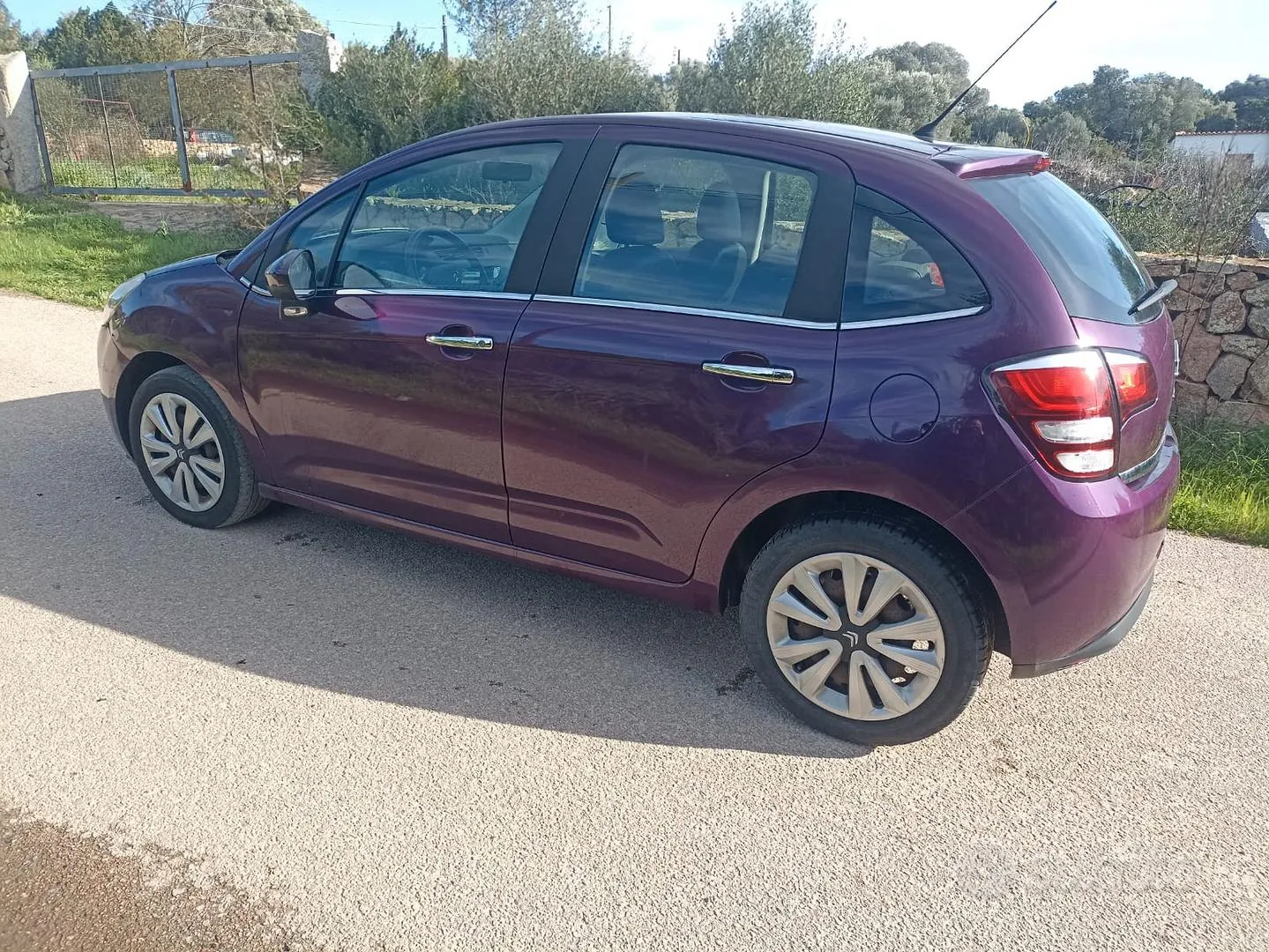Citroen C3 2015 photo 2