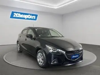 Mazda Demio 2016 photo 4