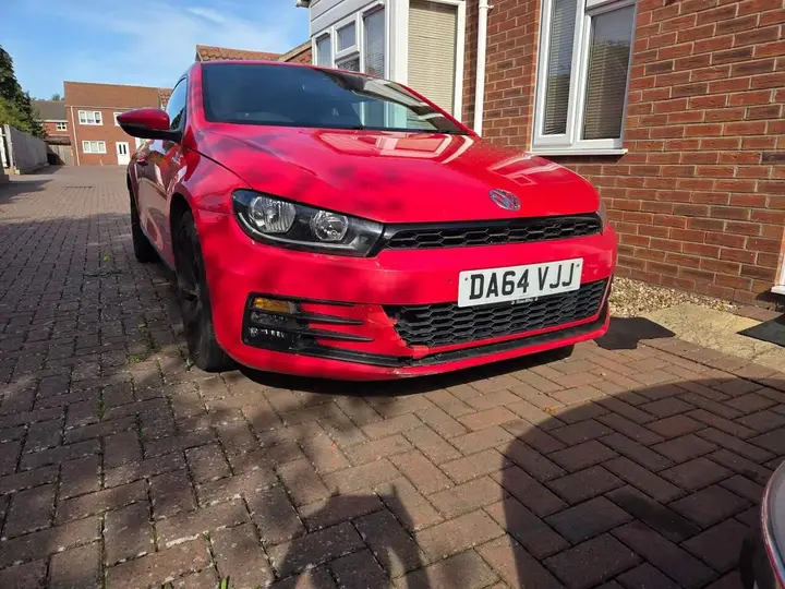 Volkswagen Scirocco 2014 photo 2