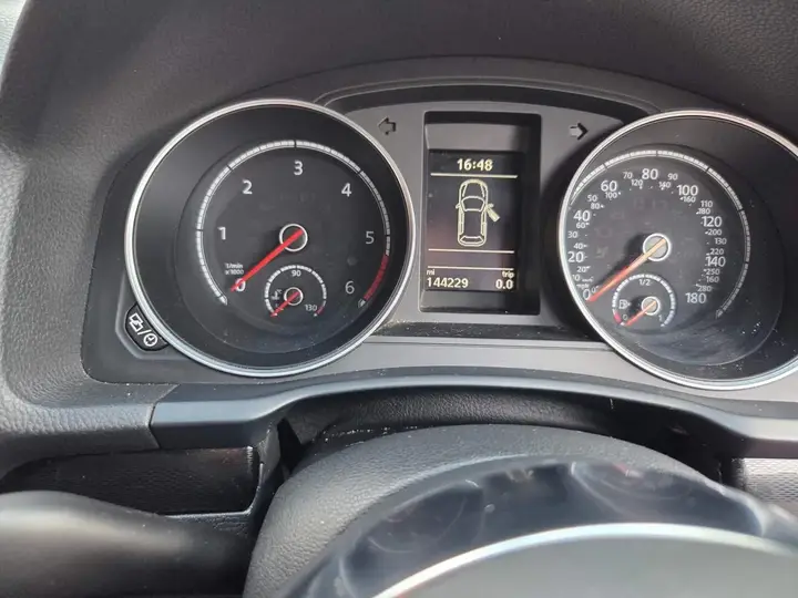 Volkswagen Scirocco 2014 photo 4