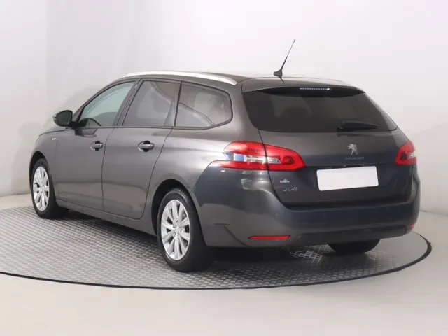 Peugeot 308 Sw 2019 photo 3