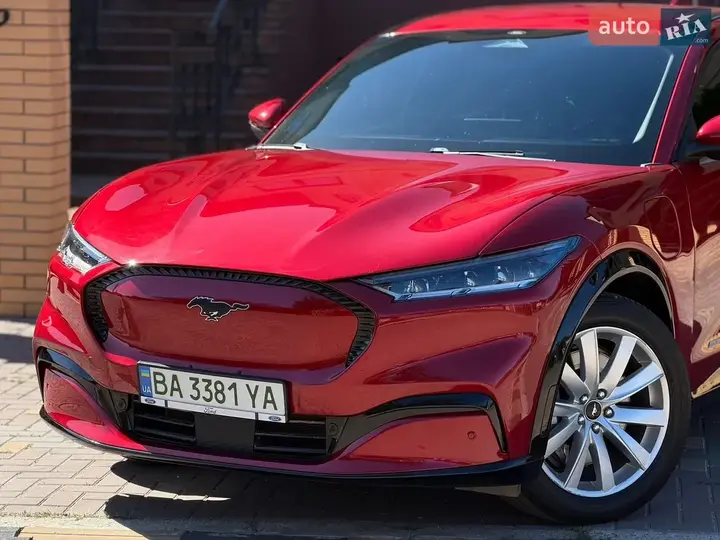 Ford Mustang Mach-E 2021 photo 4
