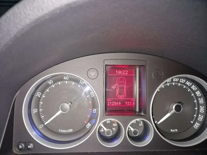 Volkswagen Golf 2008 photo 3