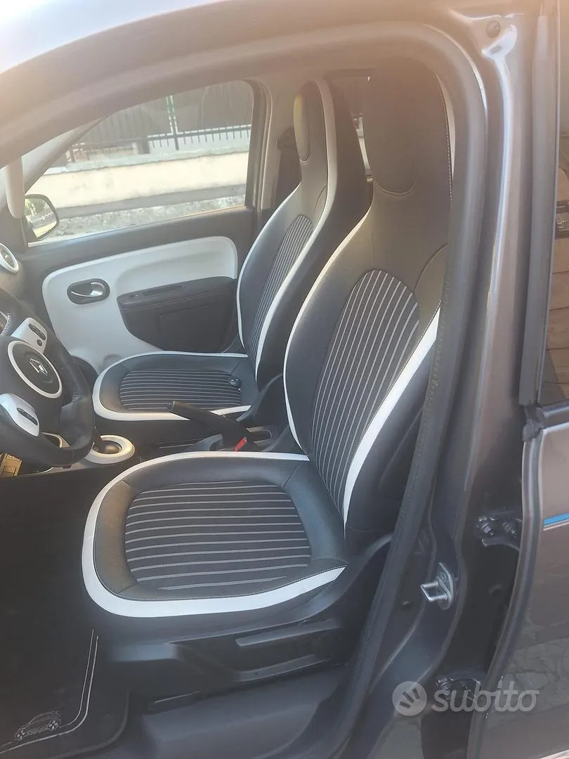 Renault Twingo 2021 photo 2