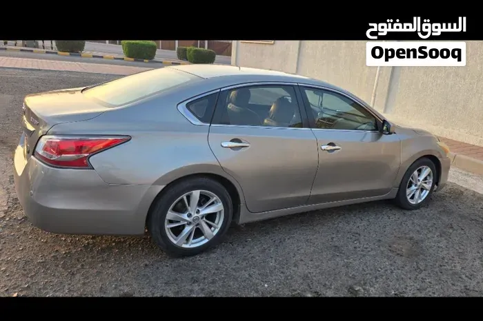 Nissan Altima 2013 photo 3