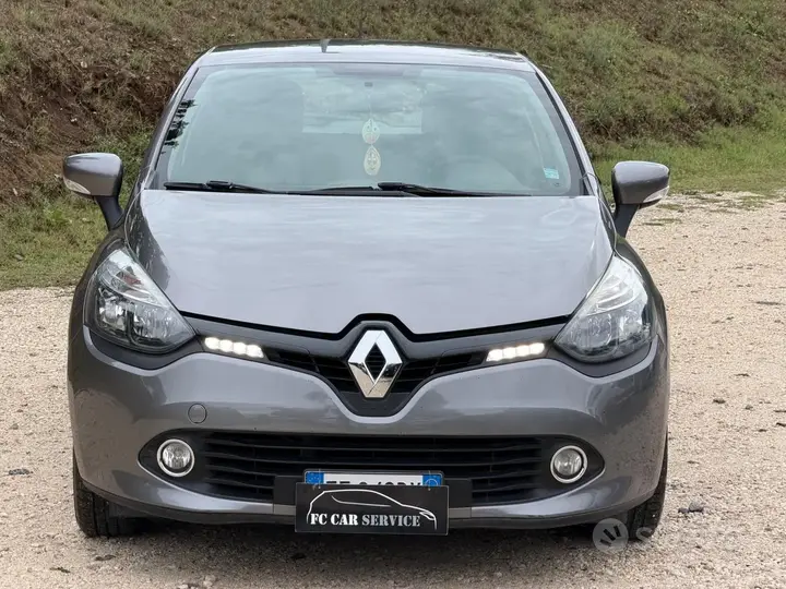 Renault Clio 2016 photo 2