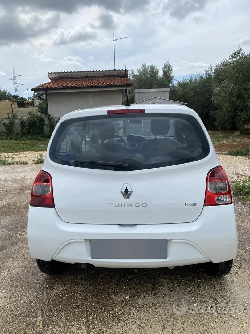 Renault Twingo 2011 photo 4