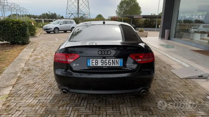 Audi A5 2010 photo 5