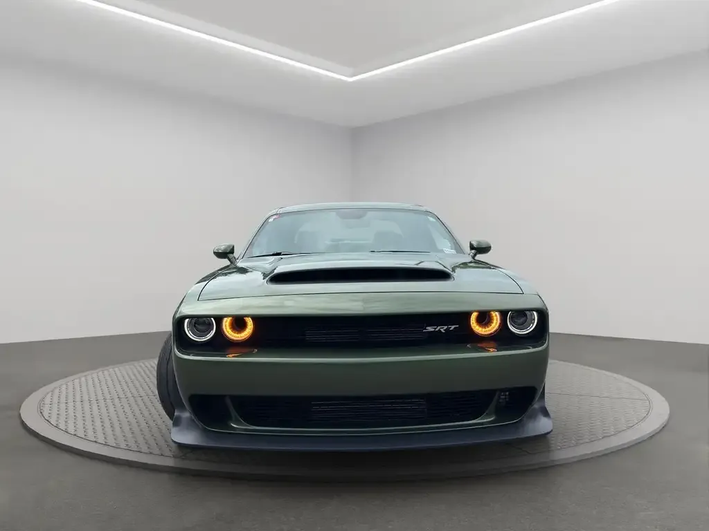 Dodge Challenger 2018 photo 2