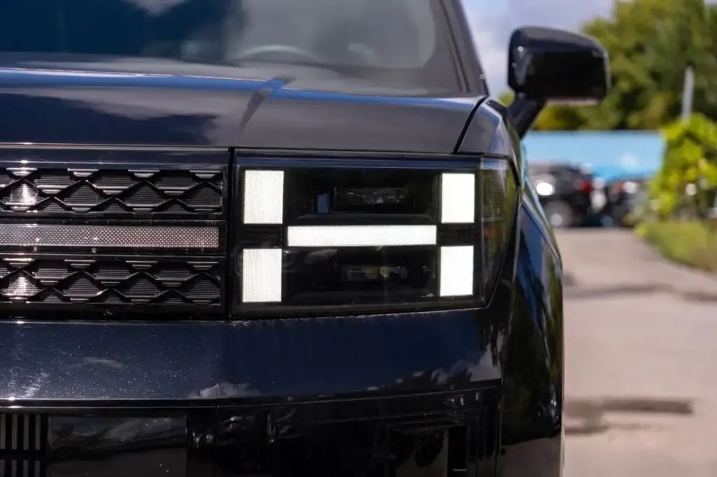 Hyundai Santa Fe 2025 photo 4