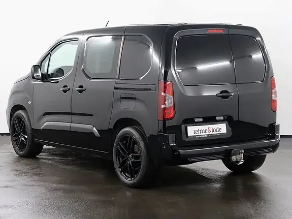 Peugeot Partner 2021 photo 2