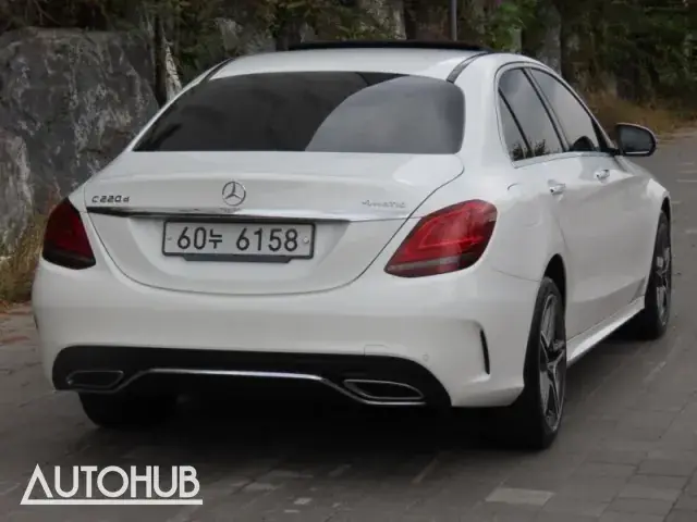 Mercedes-Benz C-Class 2019 photo 3