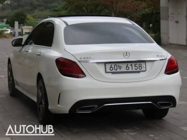 Mercedes-Benz C-Class 2019 photo 4