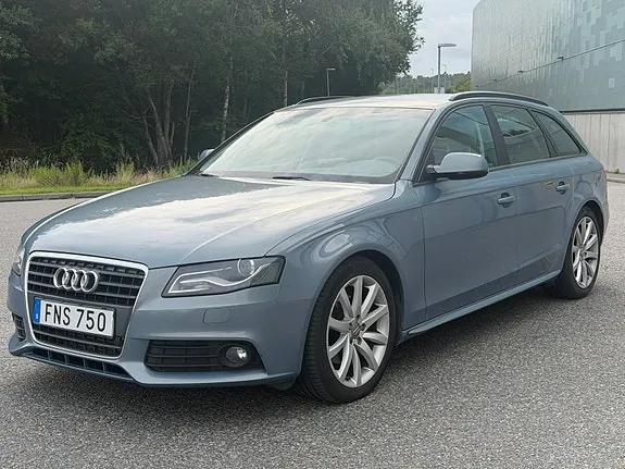 Audi A4 2009 photo 4