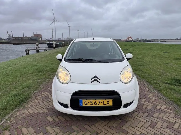 Citroen C1 2010 photo 2