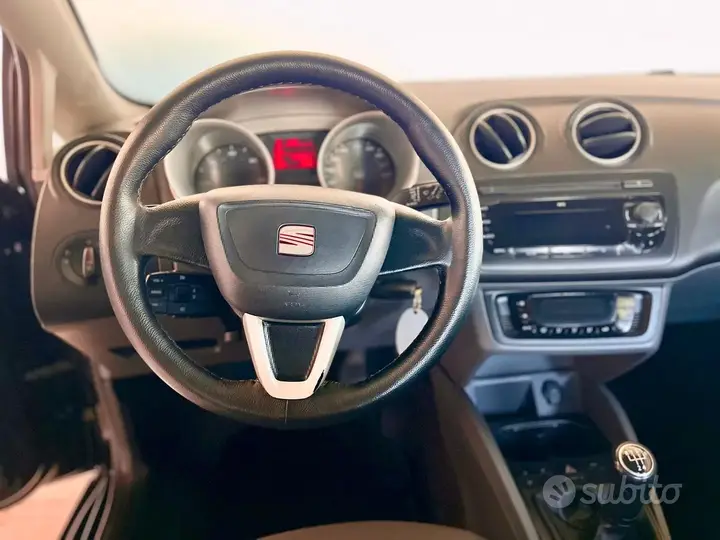 Seat Ibiza 2011 photo 5