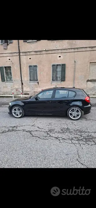 BMW 118D 2011 photo 3