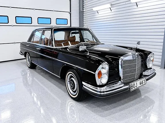 Mercedes-Benz W108/W109 1966 photo 4