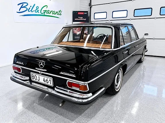 Mercedes-Benz W108/W109 1966 photo 5