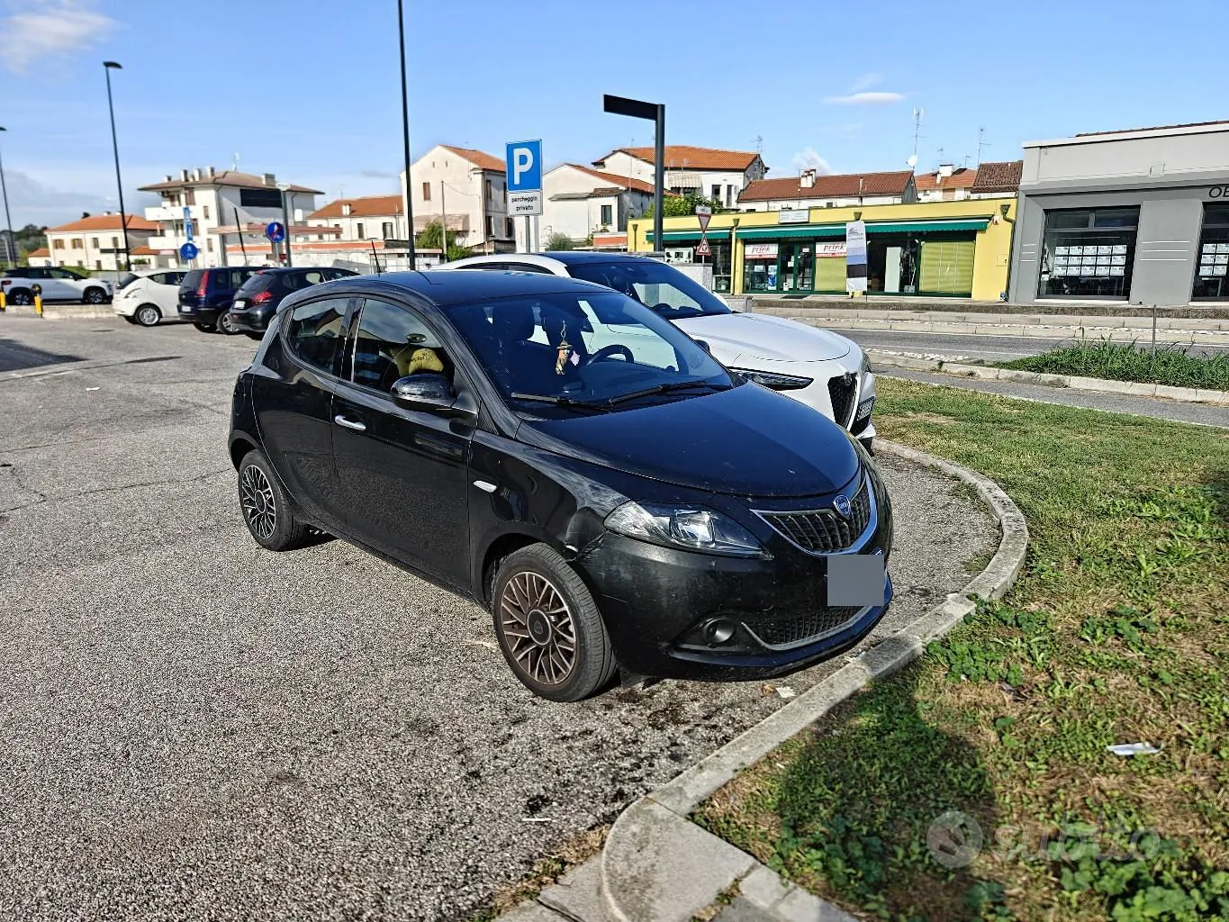 Lancia Ypsilon 2024 photo 2