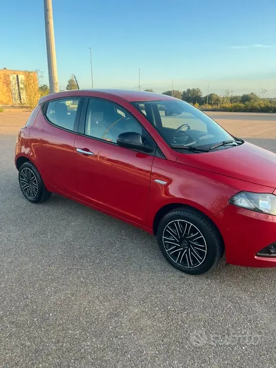 Lancia Ypsilon 2023 photo 3
